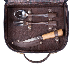 Набор дорожный в сумке-кейсе из искусственной кожи (4 персоны) Набор дорожный в сумке-кейсе из искусственной кожи (4 персоны)