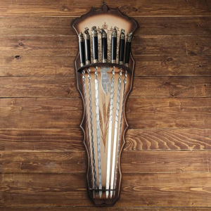 Набор подарочный 6 шампуров+нож-вилка на деревянном щите Набор подарочный 6 шампуров+нож-вилка на деревянном щите