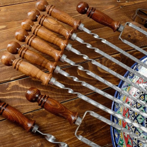 Набор узбекских шампуров "Маргилан" 14 предметов Набор узбекских шампуров "Маргилан" 14 предметов