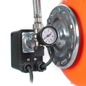 Насосная станция PATRIOT PW 1200-24 INOX 315302620, напор 32 м, 63 л/мин, бак 24 л, нерж.сталь 700 Насосная станция PATRIOT PW 1200-24 INOX 315302620, напор 32 м, 63 л/мин, бак 24 л, нерж.сталь 700