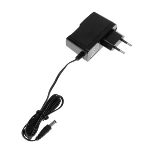 Прожектор светодиодный аккумуляторный Ritter, 30 Вт SMD, на подставке, 6600мАч, 2400Лм, IP65 Прожектор светодиодный аккумуляторный Ritter, 30 Вт SMD, на подставке, 6600мАч, 2400Лм, IP65