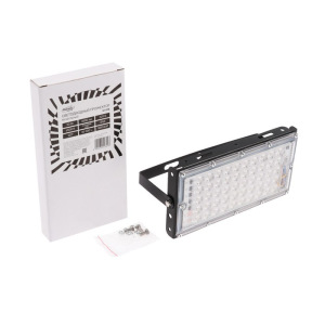 Прожектор светодиодный модульный Luazon Lighting M-01B 50Вт, IP65, 4500Лм, 6500К,220В Черный Прожектор светодиодный модульный Luazon Lighting M-01B 50Вт, IP65, 4500Лм, 6500К,220В Черный
