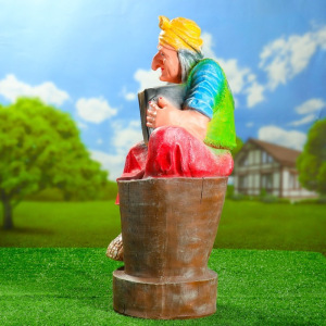 Садовая фигура "Баба-яга с гармонью" 80х35х55см ПОЛИСТОУН Садовая фигура "Баба-яга с гармонью" 80х35х55см ПОЛИСТОУН