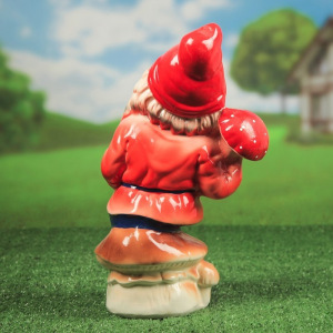 Садовая фигура "Гном на грибе", разноцветный, 40 см, микс Садовая фигура "Гном на грибе", разноцветный, 40 см, микс