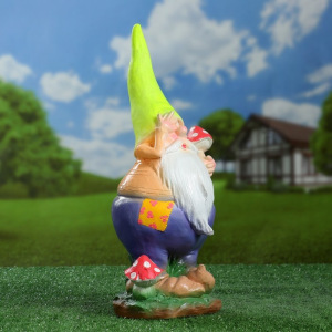 Садовая фигура "Гном с грибом" 44х16х16см МИКС Садовая фигура "Гном с грибом" 44х16х16см МИКС
