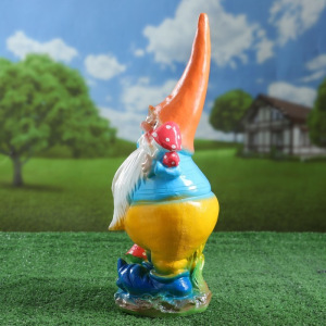 Садовая фигура "Гном с грибом" 44х16х16см МИКС Садовая фигура "Гном с грибом" 44х16х16см МИКС