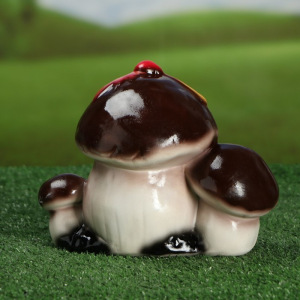 Садовая фигура "Грибы с божьей коровкой", глянец, 17 см Садовая фигура "Грибы с божьей коровкой", глянец, 17 см