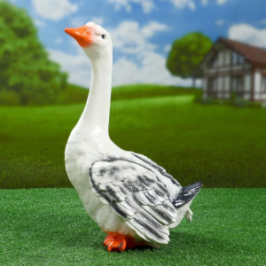 Садовая фигура "Гусак" 39х18см Садовая фигура "Гусак" 39х18см