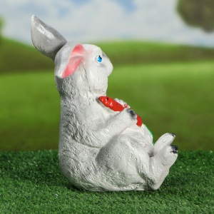 Садовая фигура "Заяц с морковкой", белый цвет, 24,5 см, микс Садовая фигура "Заяц с морковкой", белый цвет, 24,5 см, микс