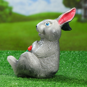 Садовая фигура "Заяц с морковкой", белый цвет, 24,5 см, микс Садовая фигура "Заяц с морковкой", белый цвет, 24,5 см, микс