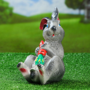 Садовая фигура "Заяц с морковкой", белый цвет, 24,5 см, микс Садовая фигура "Заяц с морковкой", белый цвет, 24,5 см, микс