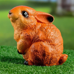 Садовая фигура "Заяц веселый" рыжий, 14х10х16см Садовая фигура "Заяц веселый" рыжий, 14х10х16см