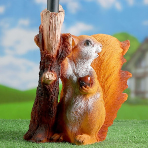 Садовый фонарь "Белка с веткой-фонарем" 33см Садовый фонарь "Белка с веткой-фонарем" 33см