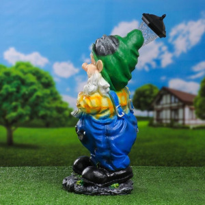 Садовый фонарь "Гном с фонарем" 24х24х52см Садовый фонарь "Гном с фонарем" 24х24х52см