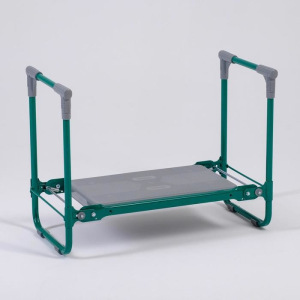 Скамейка-Перевертыш с фартуком и перчатками 56х30х42,5 см Скамейка-Перевертыш с фартуком и перчатками 56х30х42,5 см