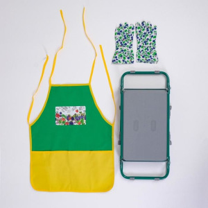 Скамейка-Перевертыш с фартуком и перчатками 56х30х42,5 см Скамейка-Перевертыш с фартуком и перчатками 56х30х42,5 см