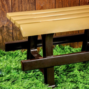 Скамья садовая, пластиковая 120 х 40 х 42 см, без спинки, беж.-корич Скамья садовая, пластиковая 120 х 40 х 42 см, без спинки, беж.-корич