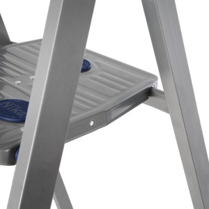 Стремянка комбинированная Nika СКА6, высота до рабочей площадки 1280 мм, 6 ступеней Стремянка комбинированная Nika СКА6, высота до рабочей площадки 1280 мм, 6 ступеней