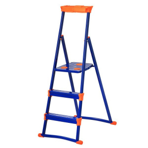 Стремянка Nika СМ3+, для рыхлых поверхностей, высота до рабочей площадки 640 мм, 3 ступени Стремянка Nika СМ3+, для рыхлых поверхностей, высота до рабочей площадки 640 мм, 3 ступени