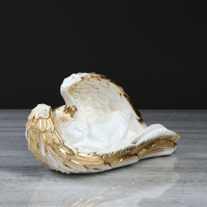 Сувенир "Ангел в крыле", бело-золотой, 16 см Сувенир "Ангел в крыле", бело-золотой, 16 см