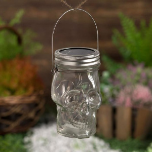 Светильник-банка "Череп" светодиодный на солнечной батарее 10 LED, с подвесом, БЕЛЫЙ Светильник-банка "Череп" светодиодный на солнечной батарее 10 LED, с подвесом, БЕЛЫЙ