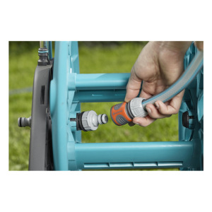 Тележка для шланга AquaRoll M со шлангом Classic, 20 м (13 мм (1/2") , и комплектом для полива 325 Тележка для шланга AquaRoll M со шлангом Classic, 20 м (13 мм (1/2") , и комплектом для полива 325