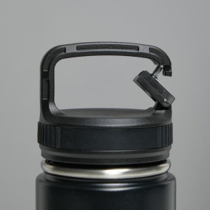 Термос "Турист" 550 мл, сохраняет тепло 24 ч, крышка карабин, чёрный Термос "Турист" 550 мл, сохраняет тепло 24 ч, крышка карабин, чёрный