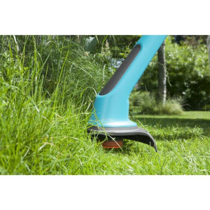 Триммер электрический GARDENA Small Cut Plus 350/23, 350Вт, леска 1.6мм, скос 23 см Триммер электрический GARDENA Small Cut Plus 350/23, 350Вт, леска 1.6мм, скос 23 см