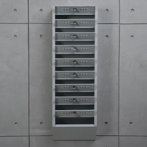 Ящик почтовый многосекционный, 9 секций, с задней стенкой, серый Ящик почтовый многосекционный, 9 секций, с задней стенкой, серый