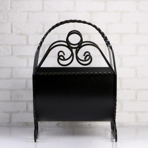 Дровница кованая с поддоном, черная, 60х50х85см Дровница кованая с поддоном, черная, 60х50х85см