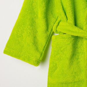 Халат махровый детский, размер 28, цвет салатовый, 340 г/м2 хл.100% с AIRO Халат махровый детский, размер 28, цвет салатовый, 340 г/м2 хл.100% с AIRO