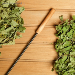 Кочерга металлическая с деревянной ручкой, длина 90 см Кочерга металлическая с деревянной ручкой, длина 90 см