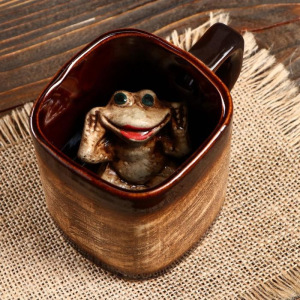 Кружка для пива с сюрпризом "Тебе презент!" 0,4 л, микс Кружка для пива с сюрпризом "Тебе презент!" 0,4 л, микс