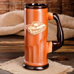 Пивной бокал "Танк", цвет коричневый, 0.75 л Пивной бокал "Танк", цвет коричневый, 0.75 л
