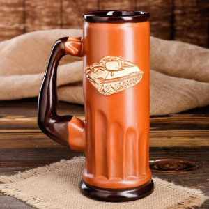 Пивной бокал "Танк", цвет коричневый, 0.75 л Пивной бокал "Танк", цвет коричневый, 0.75 л