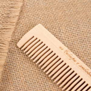 Расчёска - гребень, 12 × 3,5 см, цвет «светлое дерево» Расчёска - гребень, 12 × 3,5 см, цвет «светлое дерево»