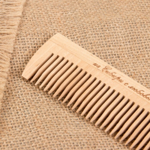 Расчёска - гребень, цвет «светлое дерево» Расчёска - гребень, цвет «светлое дерево»