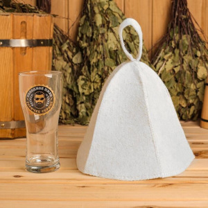 Шапка банная "Классическая" белая, из войлока + Пивной бокал, 570 мл, МИКС Шапка банная "Классическая" белая, из войлока + Пивной бокал, 570 мл, МИКС