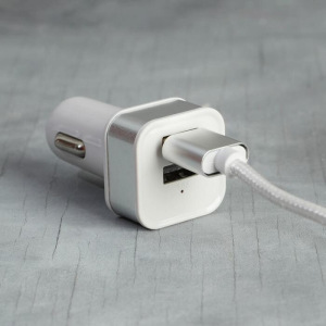 Набор аксессуаров для автомобиля «23 февраля», магнитный держатель, USB-адаптер, кабель для зарядки Набор аксессуаров для автомобиля «23 февраля», магнитный держатель, USB-адаптер, кабель для зарядки