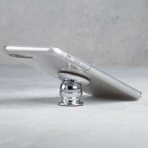 Набор аксессуаров для автомобиля «Характер и сила» 3 в 1 (магнитный держатель, USB-адаптер, кабель для зарядки) Набор аксессуаров для автомобиля «Характер и сила» 3 в 1 (магнитный держатель, USB-адаптер, кабель для зарядки)