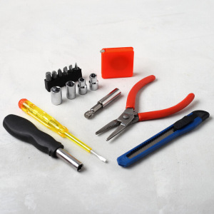 Набор инструментов «Будь первым», 16 предметов Набор инструментов «Будь первым», 16 предметов