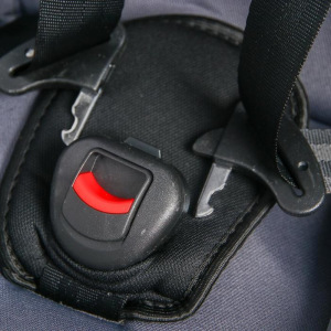 Удерживающее устройство для детей Крошка Я Multi, гр. I/II/III, Gray Удерживающее устройство для детей Крошка Я Multi, гр. I/II/III, Gray