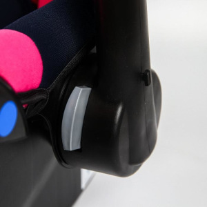 Удерживающее устройство для детей Крошка Я Safe +, гр. 0+, Dark blue – Pink Удерживающее устройство для детей Крошка Я Safe +, гр. 0+, Dark blue – Pink