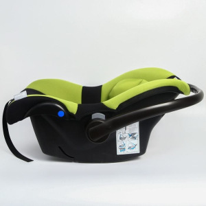 Удерживающее устройство для детей Крошка Я Safe +, гр. 0+, Green Удерживающее устройство для детей Крошка Я Safe +, гр. 0+, Green