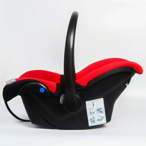 Удерживающее устройство для детей Крошка Я Safe +, гр. 0+, Red Удерживающее устройство для детей Крошка Я Safe +, гр. 0+, Red