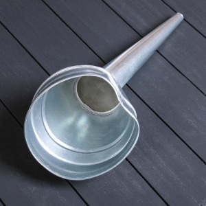 Воронка, d = 16,5 см, универсальная, большая, металл Воронка, d = 16,5 см, универсальная, большая, металл