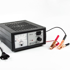 Зарядно-предпусковое устройство "Вымпел-415", 0.8-20 А, 12/24 В Зарядно-предпусковое устройство "Вымпел-415", 0.8-20 А, 12/24 В