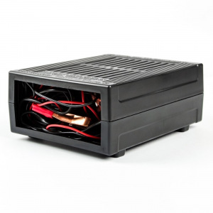 Зарядно-предпусковое устройство "Вымпел-415", 0.8-20 А, 12/24 В Зарядно-предпусковое устройство "Вымпел-415", 0.8-20 А, 12/24 В