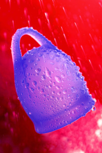 Менструальная чаша Satisfyer Feel Confident, 2 шт в наборе, Силикон, Фиолетовый Менструальная чаша Satisfyer Feel Confident, 2 шт в наборе, Силикон, Фиолетовый