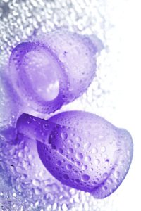 Менструальная чаша Satisfyer Feel Confident, 2 шт в наборе, Силикон, Фиолетовый Менструальная чаша Satisfyer Feel Confident, 2 шт в наборе, Силикон, Фиолетовый